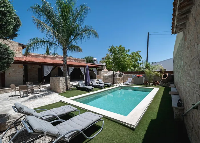 Hubstay - To Palati Villa With Private Pool Anogyra