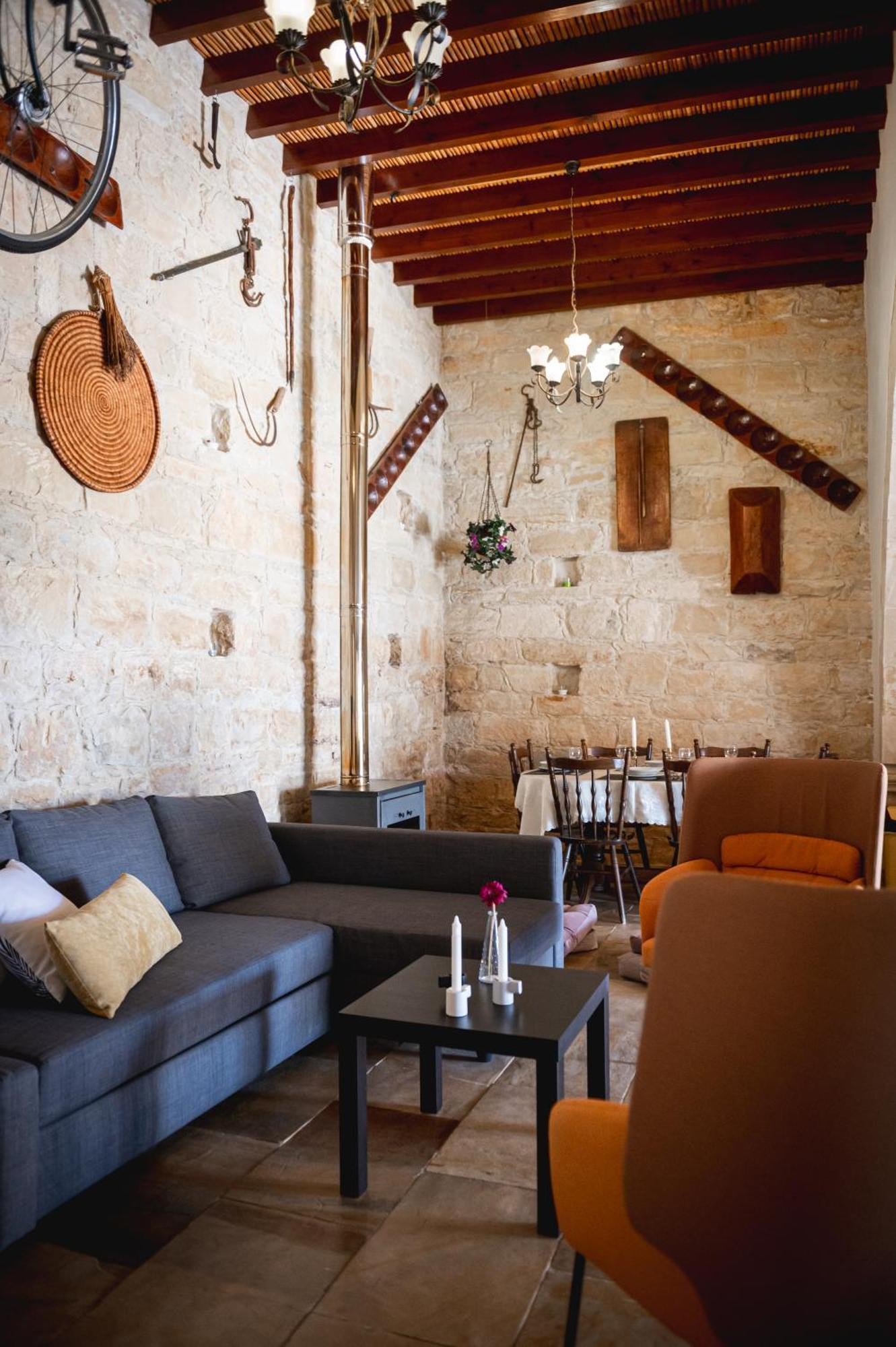Villa Hubstay - To Palati With Private Pool *