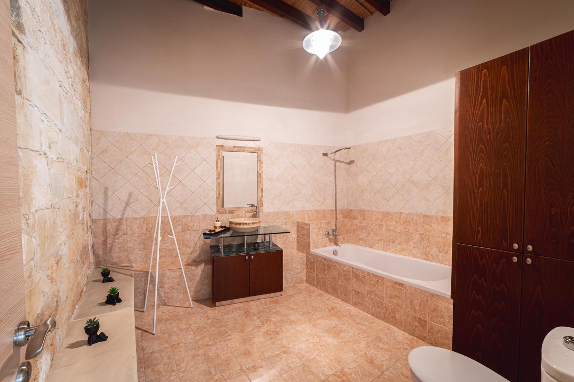 Hubstay - To Palati With Private Pool *