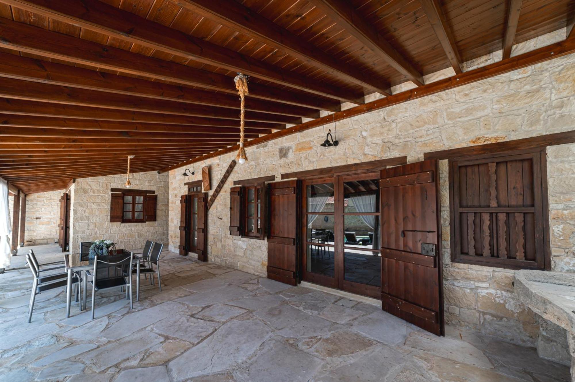 Hubstay - To Palati With Private Pool *
